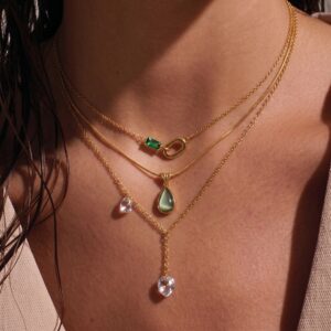oly-0043928d8d3dcc129b926069f356dbaf Wholesale Stylish Geometric Heart Tassel Y Shaped Necklace 18K Gold Plated Stainless Steel Jewelry Gift
