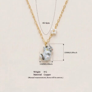 Tabby cat necklace