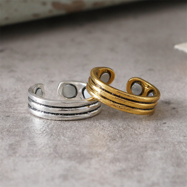 Wholesale Trendy Gold Striped Magnetic Ring Open Adjustable Unisex Zinc Alloy Jewelry Accessory Gift Boutique Resale