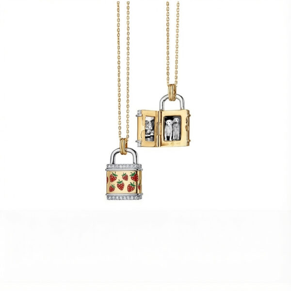 Wholesale en Strawberry Electroplating Copper Photo Locket Necklace With Zircon And Cherry Print Trendy Jewelry Gift For Party Resale