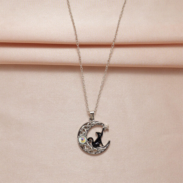 oly-04fe28fe6795262a4b4ddf93055df62c Wholesale Cute Cat Moonstone Pendant Necklace For Women Silver Tone Alloy Chain Fashion Jewelry Accessory Everyday Layering Piece