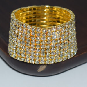 9 rows of golden White Diamond