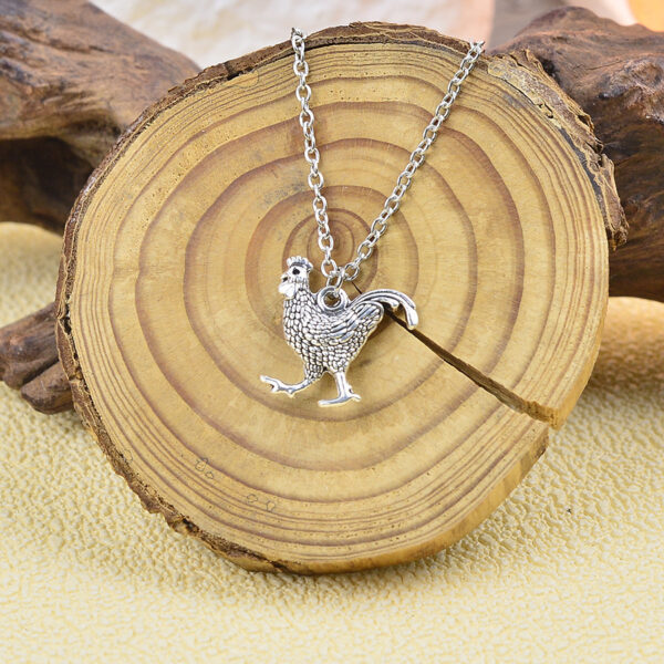 oly-07312bd30c331bd1a14437de05b90b27 Wholesale Vintage Rooster Pendant Necklace And Earrings Set Retro Fun Animal Jewelry Fashion Accessory For Gift And Boutique Resale