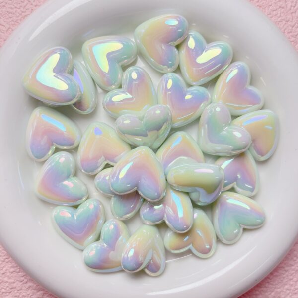 Wholesale Stylish Cream Acrylic Heart Beads UV Color Plated for DIY Phone Strap Car Hanging Jewelry Making Accessory