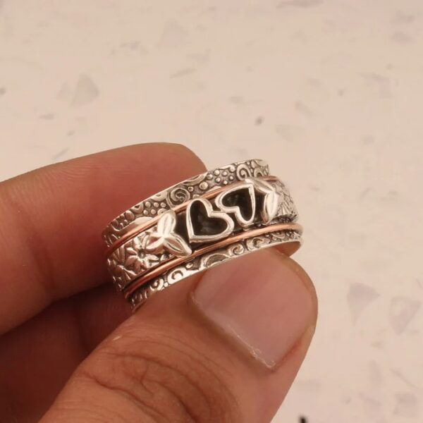 Wholesale Retro Boho Heart Wide Band Ring For Women Silver Electroplated Zinc Alloy Jewelry Accessory For Boutique Resale