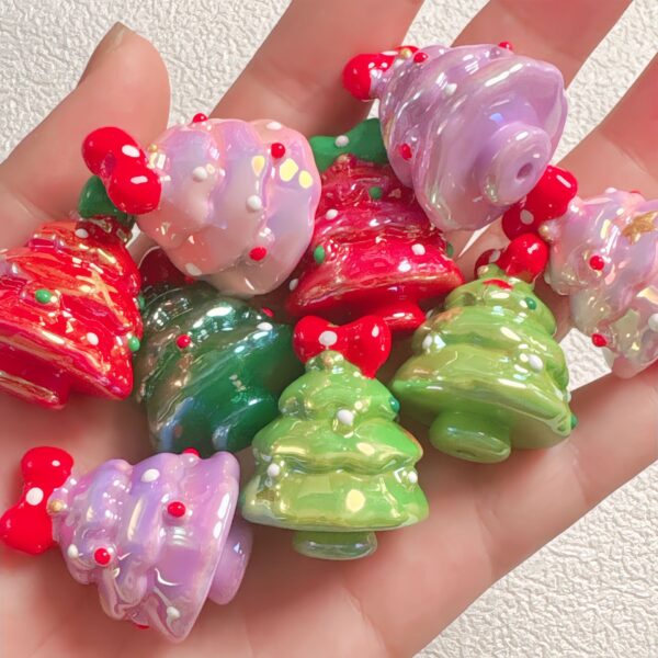 oly-081a98473e77ee585698157ca58c2f25 Wholesale Stylish Acrylic Christmas Tree Beads, UV Plated Green, DIY Accessory for Phone Charm and Bag Decoration