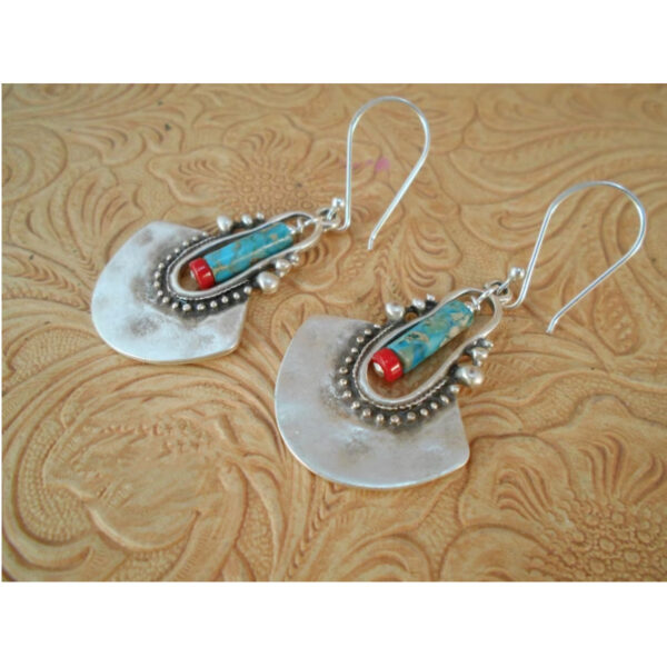 Wholesale Retro Turquoise Drop Earrings For Women Alloy Geometric Jewelry Trendy Boutique Resale Gift