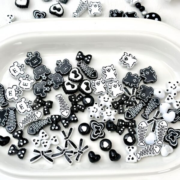 oly-08c99c77c2625905c0a2e94250e5c3dc Wholesale Stylish Alloy Loose Beads Cute Line Puppy Charms for DIY Bracelet Necklace Craft Supply