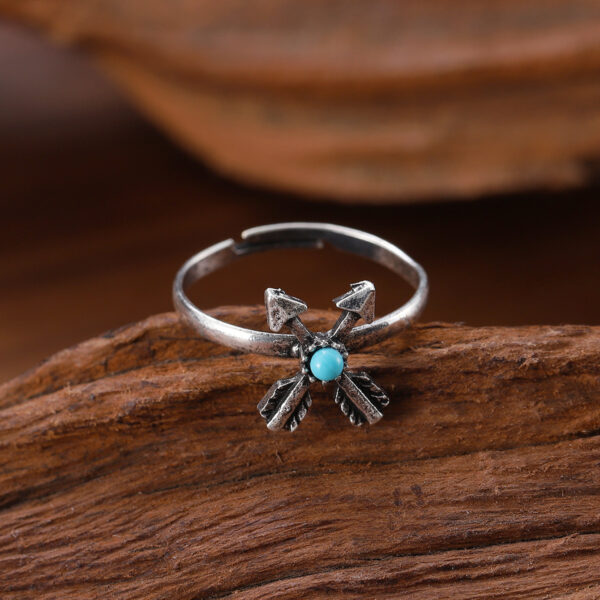 oly-094c9172e65bcdcc4558e77e04ac464c Wholesale Zinc Alloy Arrow Ring With Turquoise Antique Silver Finish Unisex Bohemian Trendy Jewelry Accessory