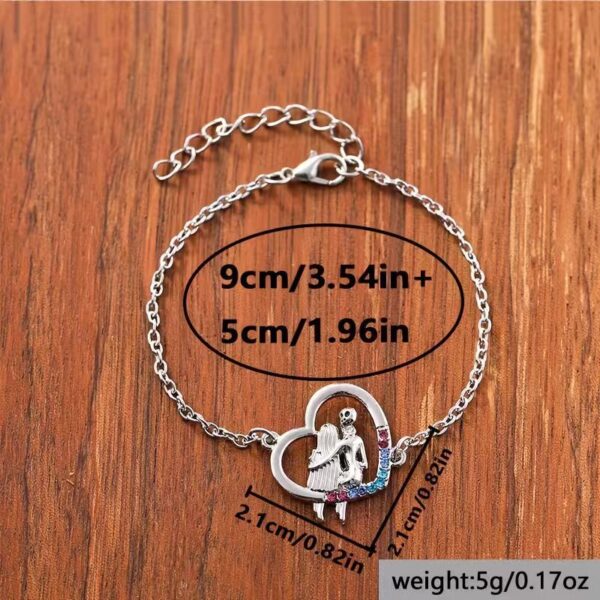 Wholesale Vintage Halloween Heart Couple Hugging Bracelet Silver Metal Fashion Jewelry Accessory