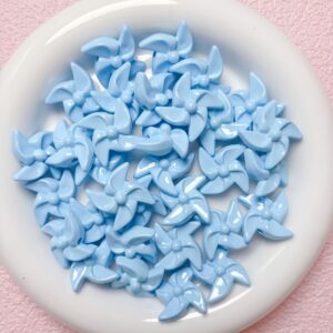 14-light blue / Size is about 22mm, hole diameter is about 3mm