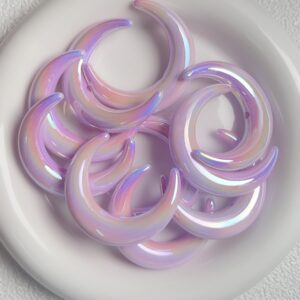 06-middle hole-light purple / Size is about 35 * 47mm, aperture is about 2.9mm