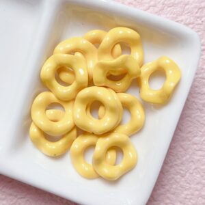 03-yellow / Size is about 16mm, inner ring is 6.5mm