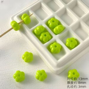 14-fruit green / Size is about 13*13mm, aperture is about 2.8