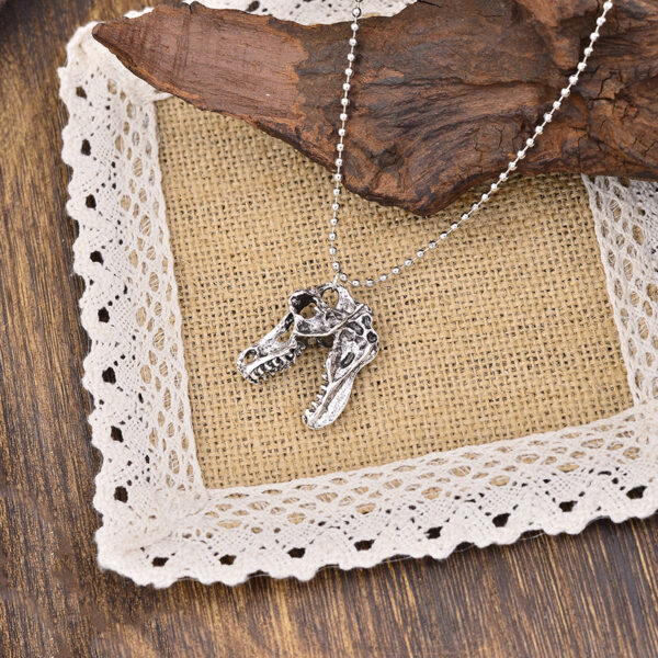 Wholesale Antique Silver Zinc Alloy T Rex Skull Pendant Necklace Vintage Hip Hop Dinosaur Fashion Jewelry Accessory For Everyday Styling
