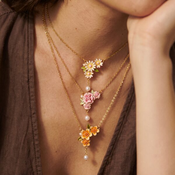 Wholesale Pearl Carnation January Birth Flower Necklace Copper Electroplated Heart Pendant Fashion Jewelry
