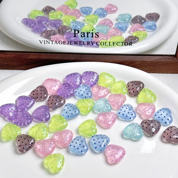 oly-195603fcf89dde3258a4e4ec18113721 Wholesale Acrylic Glow Heart Beads Light Green, DIY Phone Strap Keychain Charms, Chic Boutique Resale Accessory