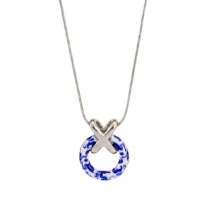Steel snake bone chain X blue and white porcelain circular necklace