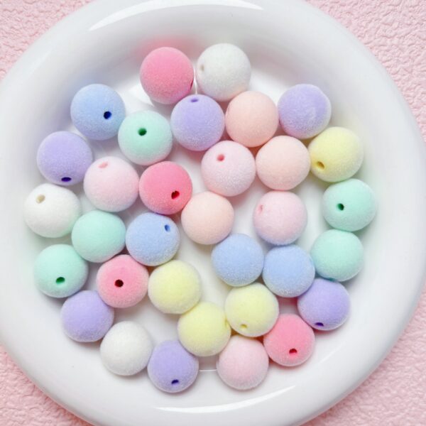 oly-1bb26e3c82d1420d8f7ac6ea0acc9b2f Wholesale 16mm Cream Flocked Acrylic Round Loose Beads for DIY Phone Charm Keychain Jewelry Making