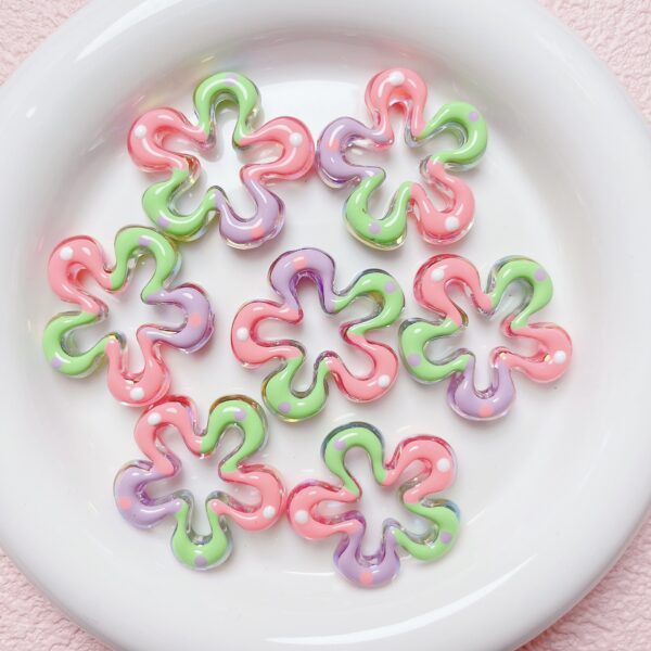 oly-1c93566002dc0db9ea1ea7e38d35cf7d Wholesale Hand-Painted Acrylic Flower Beads DIY Phone Charm Accessory Multi Color Cute Jewelry Making Kit for Bag Keychain Gift