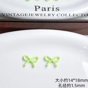 07-fruit green / Sold by the piece