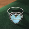 Wholesale Zinc Alloy Electroplated Vintage Bohemian Turquoise Heart Ring Creative Chic Jewelry Accessory For Boutique Resale