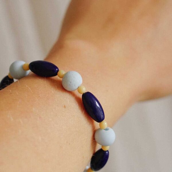 oly-202088d2be8a389bb57a53748b8f9707 Wholesale Unisex Geometric Beaded Bracelet Stainless Steel Electroplated Cream Yellow Blue Fashion Accessory For Gift And Resale