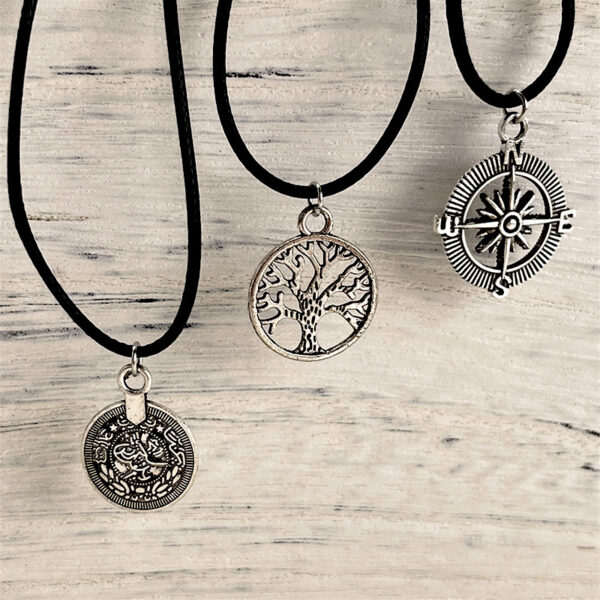 oly-21952c5cfbc4902df0e554b3cbd184fc Wholesale Retro Geometric Cross Pendant Necklace Alloy Wax Rope Chain Chic Jewelry Accessory