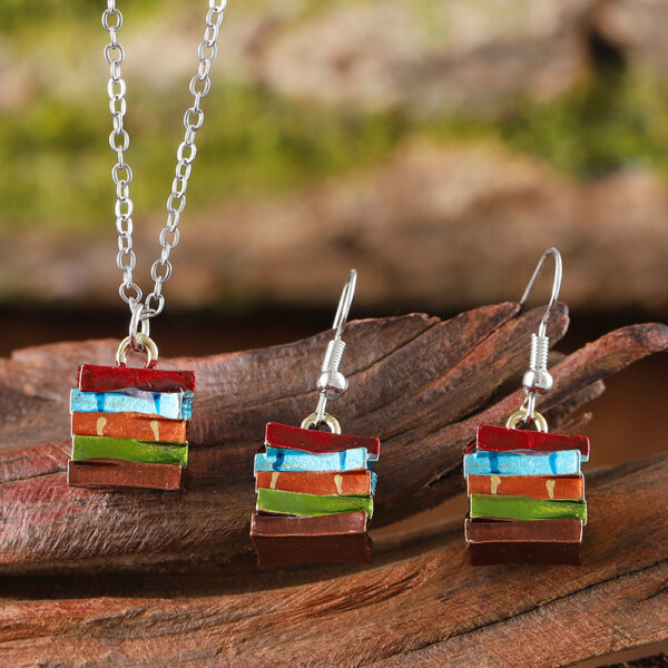 oly-2232f242139ab068f71839ca323e7966 Wholesale Retro Colorful Book Pendant Earrings Trendy 3D Charm Earrings For Casual Everyday Jewelry Accessory Gift