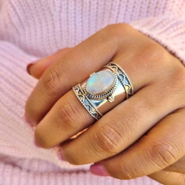 oly-22f426da70462dfcf22329b65438d679 Wholesale Bohemian Vintage Moonstone Ring Silver Geometric Mesh Party Gift Fashion Accessory