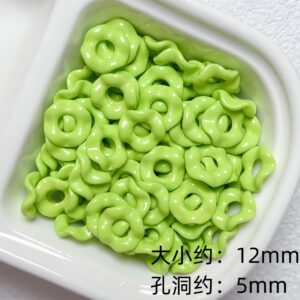 12-fruit green / Size is about 13mm, inner diameter is about 5mm (sold by the piece)