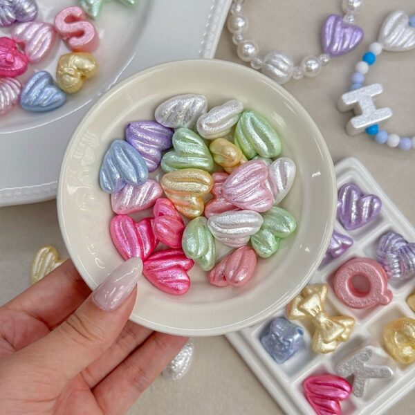 oly-23904d5560d38cb4d0a9d64f0e3c7a95 Wholesale Stylish Acrylic Heart Star Shaped Beads DIY Phone Charm Keychain Craft Supply