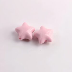 03-light pink / Size is about 21*23mm, hole diameter is about 2.8mm