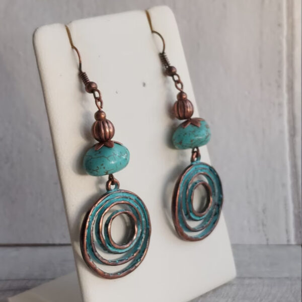 Wholesale Retro Bohemian Turquoise Earrings Alloy Hollow Geometric Design Fashion Jewelry Accessory For Party