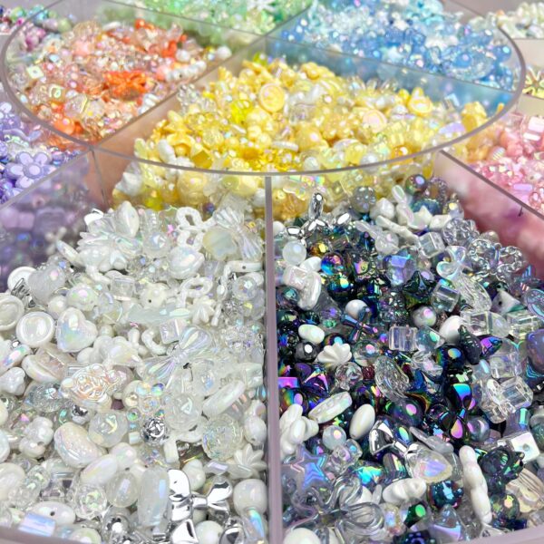 Wholesale Electroplated Acrylic Loose Beads Mixed Silver Styles DIY Jewelry Making Kit for Phone Chains and Necklaces