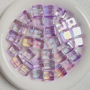 03-Light Purple / The size is about 14mm, the aperture is about 3.9mm
