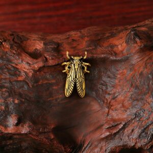 Antique gold cicada ring (single)