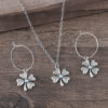 oly-2ce1e993f7545974cba76a63efdbd5fc Wholesale Zinc Alloy Electroplated Bohemian Vintage Lucky Clover Necklace And Earring Set With Turquoise Pattern For Party Wear