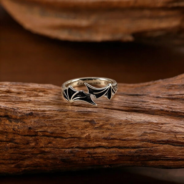 oly-2f92462abad943a5e3f80957f58d95d7 Wholesale Antique Silver Bat Wing Ring Trendy Devil Wings Design Unisex Jewelry Accessory Everyday Wear Gift
