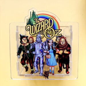 B690-wizard of oz pen holder