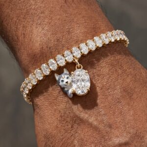Oval diamond bracelet with smiling husky design