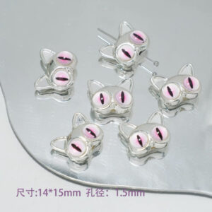02-White Powder Eyes