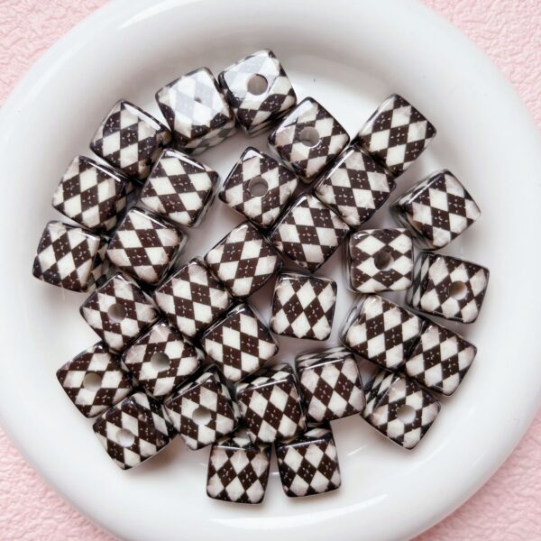 oly-38766fb8c3a6ad970a08d5f2b193cf07 Wholesale Square Acrylic Loose Beads Black Diamond Grid Pattern for DIY Jewelry Making Phone Charm Bag Charm Fashion Accessory