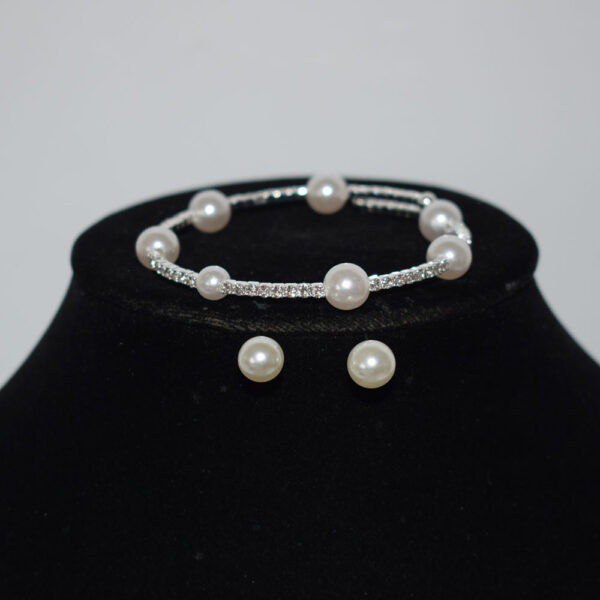 Wholesale French Style Imitation Pearl Rhinestone Bridal Jewelry Set Necklace Bracelet Earrings For Party Wear
