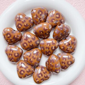 06-brown leopard print love heart / Size is about 29mm, hole diameter is about 3.5mm