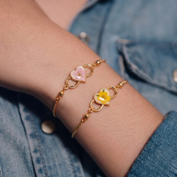Wholesale Blue Preserved Flower Heart Cloud Resin Bracelet Copper Fashion Accessory Gift For Boutique Resale