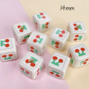 05-Square Edge Cherry / Size: 13mm, Aperture: 4.3mm