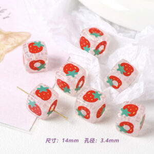 04-Strawberry / The size is about 14mm, the aperture is about 3.4mm