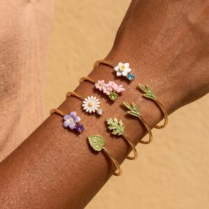 Wholesale Copper Floral Open Cuff Bracelet Chic Botanical Design Gift Everyday Fashion Accessory