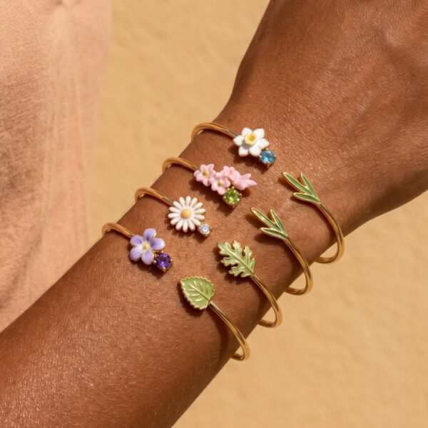 oly-3f88310921775e40d992f631fa947b3d Wholesale Copper Floral Open Cuff Bracelet Chic Botanical Design Gift Everyday Fashion Accessory